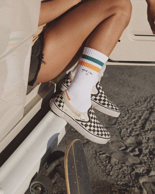 Ținute de vacanță la mare – Ce trebuie să iei cu tine pentru o apariție fashion la plajă?