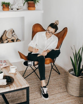 Tinute Lejere Smart casual la birou: cele mai mari greseli pe care le poti face