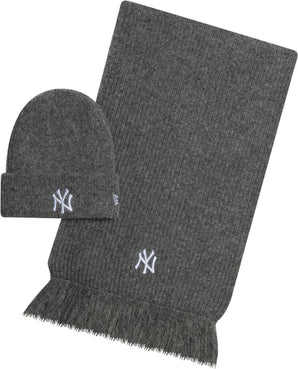 Caciula si Fular Set New York Yankees New Era
