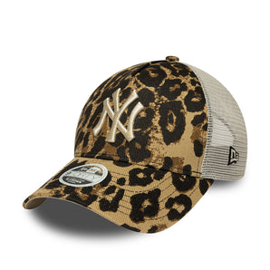 Șapcă New Era Women's Leopard 9FORTY Mesh A-Frame Trucker New York Yankees Reglabilă Maro