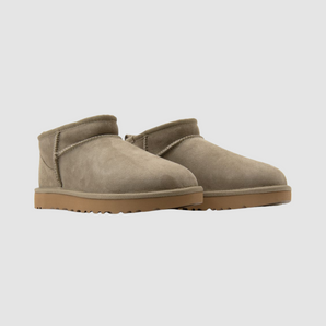 Cizma UGG Classic Ultra Mini