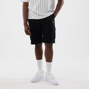 Pantaloni scurti New Era Cargo Negri
