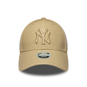 Șapcă New Era 9Forty Women Pattern Faux Leather Ny Yankees Reglabilă Bej